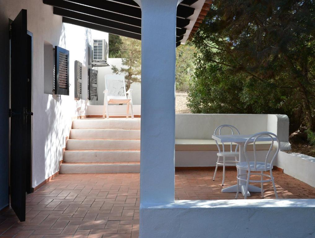 Apartamentos Noray Es Caló Exterior foto